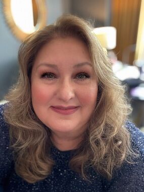 Meet your Posher, Michele